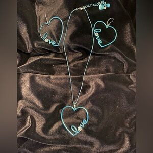 Betsey Johnson electric blue metal 🩵 hearts love necklace & earrings